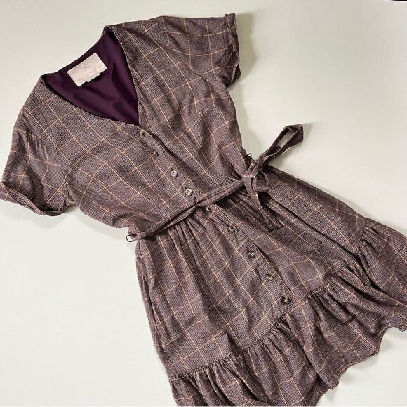 Gal Meets Glam Emerson Dress 4 - Picture 4 of 9